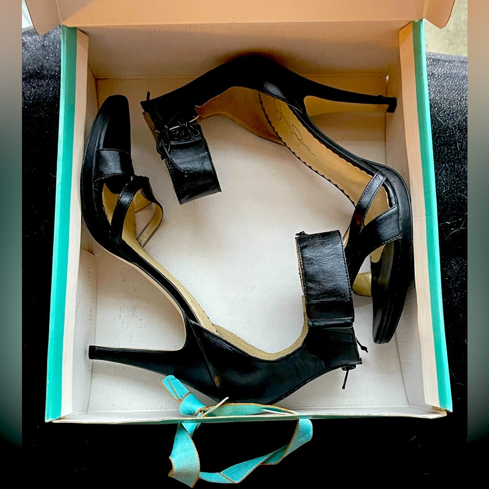 Jessica Simpson black open toe heels